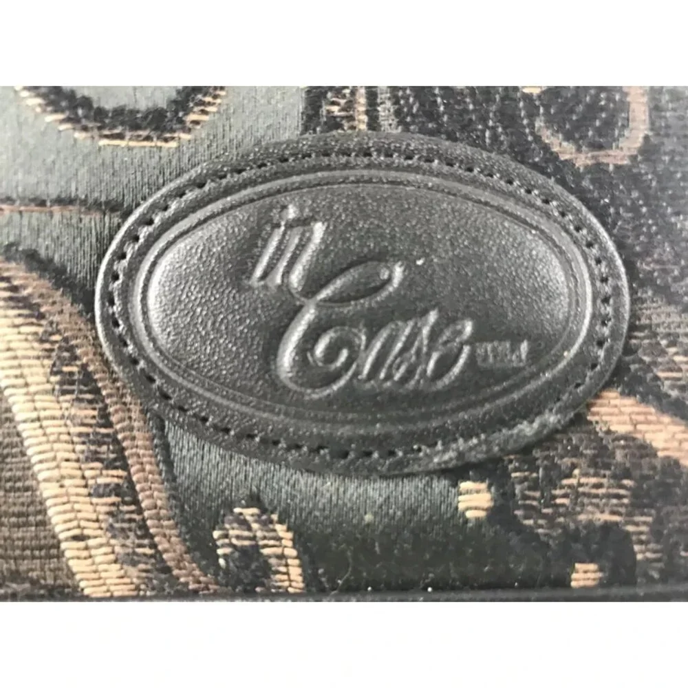In Case case womens